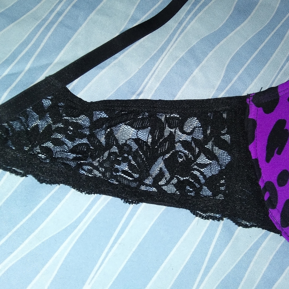 Bra - Picture 2 of 6